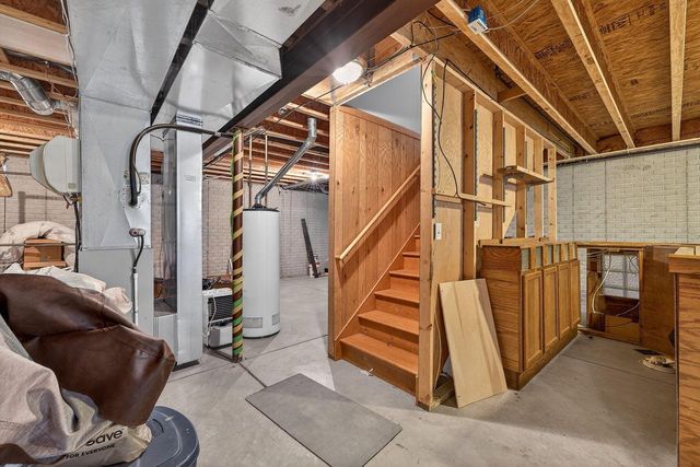 3838 E Stargrass LANE, Oak Creek, WI 53154