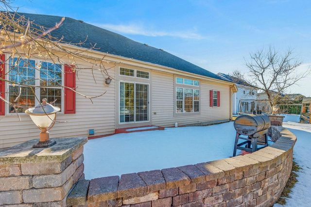 3838 E Stargrass LANE, Oak Creek, WI 53154