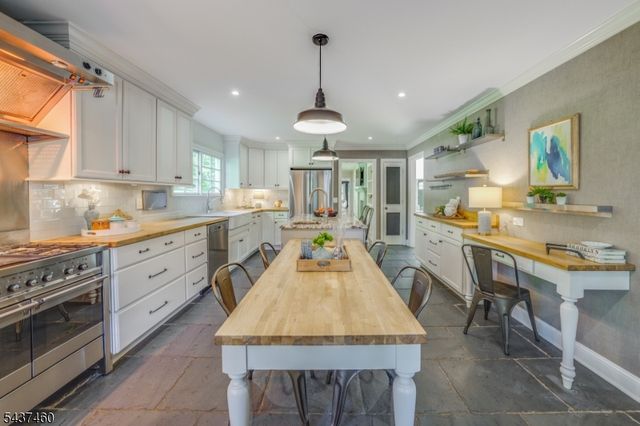 111 Westminster Rd, Chatham Twp., NJ 07928