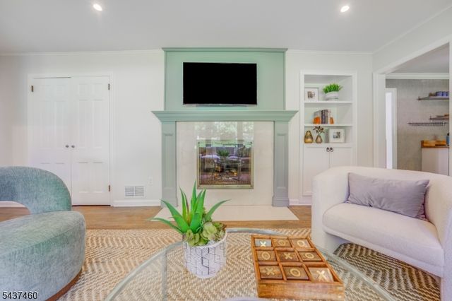111 Westminster Rd, Chatham Twp., NJ 07928