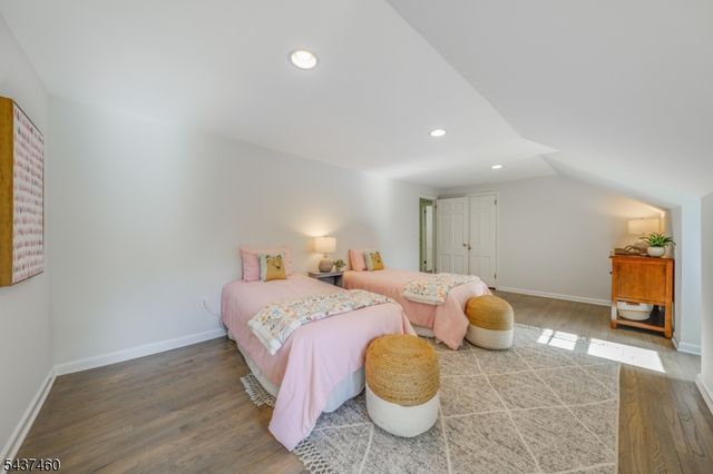 111 Westminster Rd, Chatham Twp., NJ 07928