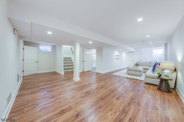111 Westminster Rd, Chatham Twp., NJ 07928