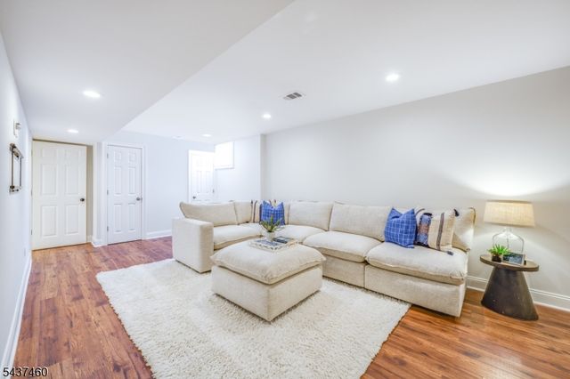 111 Westminster Rd, Chatham Twp., NJ 07928