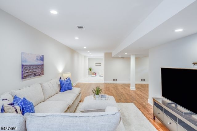 111 Westminster Rd, Chatham Twp., NJ 07928