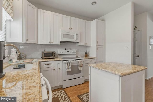 115 SHARPLESS BLVD, Westampton, NJ 08060