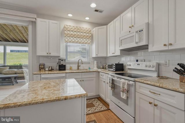 115 SHARPLESS BLVD, Westampton, NJ 08060