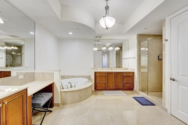 1 N Ocean Boulevard 403, Boca Raton, FL 33432