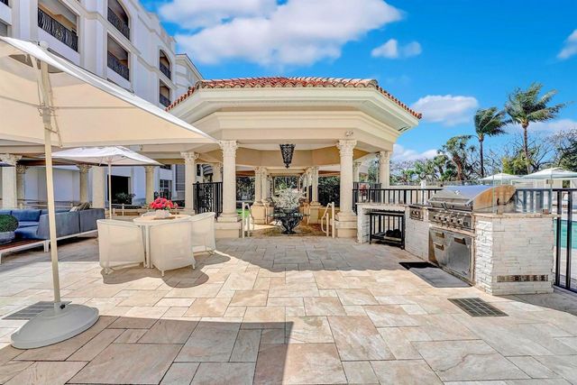 1 N Ocean Boulevard 403, Boca Raton, FL 33432