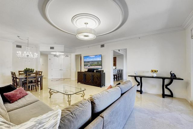 1 N Ocean Boulevard 403, Boca Raton, FL 33432