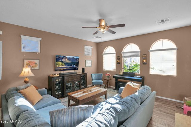 4261 E Milky Way, Gilbert, AZ 85295