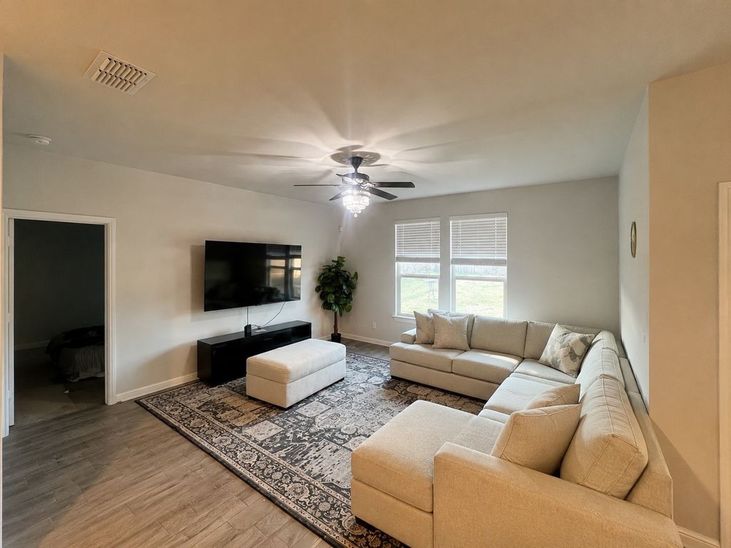 612 Prairie Clover Trail, Fort Worth, TX 76131