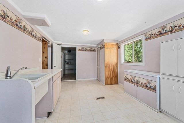 3369 Larkspur Way, Kettle Falls, WA 99141