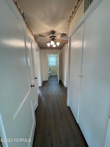 100 Shields Street, Clinton, NC 28328