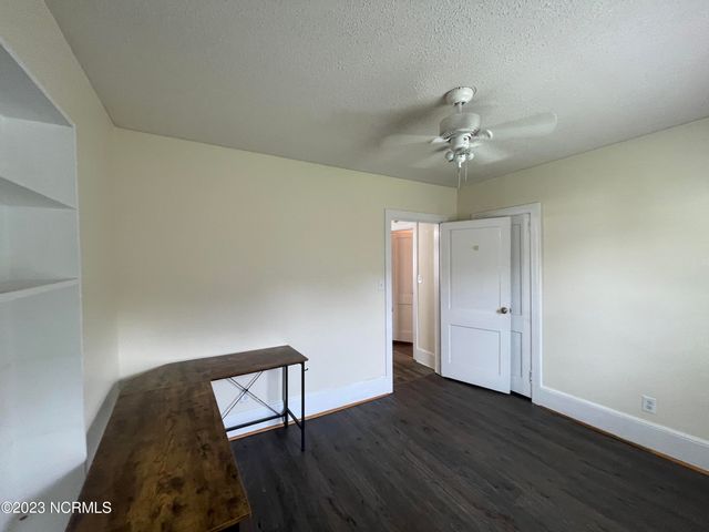 100 Shields Street, Clinton, NC 28328