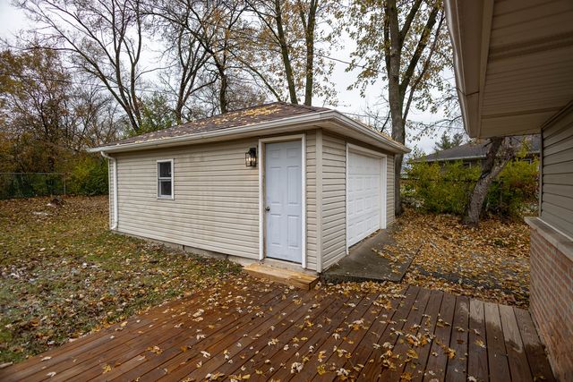 414 Shabbona Drive, Park Forest, IL 60466