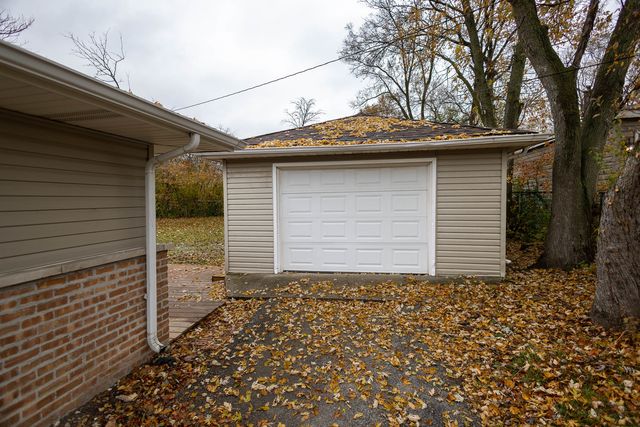 414 Shabbona Drive, Park Forest, IL 60466