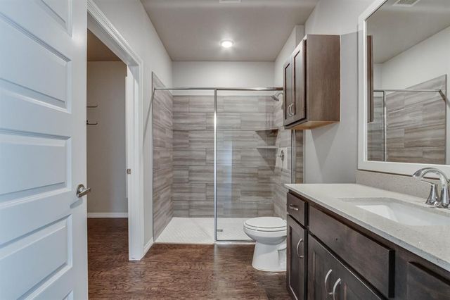 2208 Camino Del Plaza Lane, Edmond, OK 73013