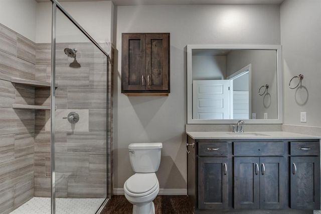 2208 Camino Del Plaza Lane, Edmond, OK 73013