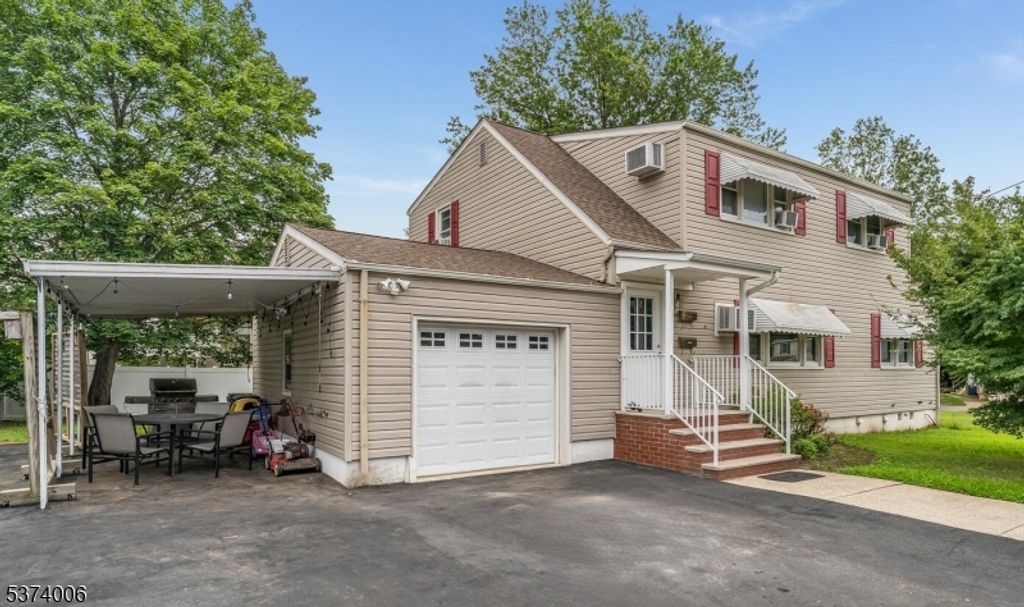 243 S 15th Avenue, Manville Boro, NJ 08835