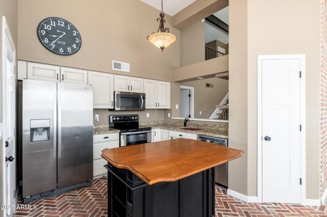 20818 N 21ST Drive, Phoenix, AZ 85027