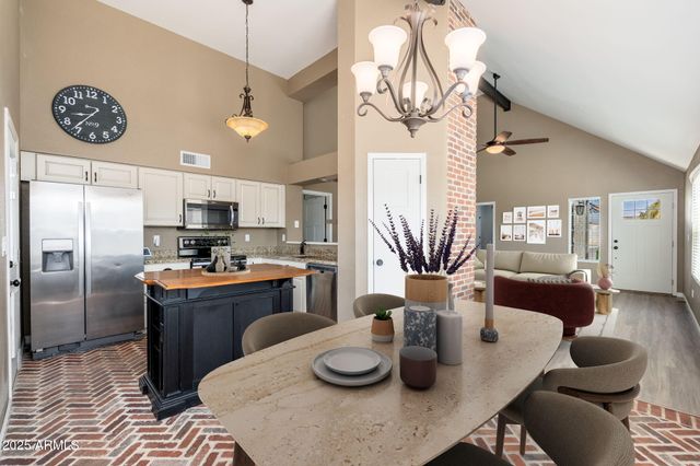 20818 N 21ST Drive, Phoenix, AZ 85027