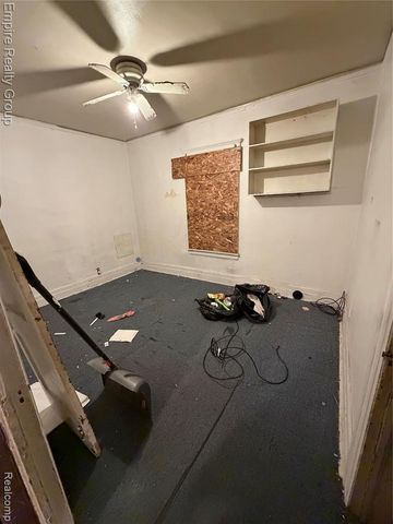 17387 Greeley Street, Highland Park, MI 48203