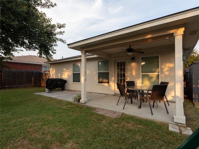 604 S Pauley DR, Hutto, TX 78634