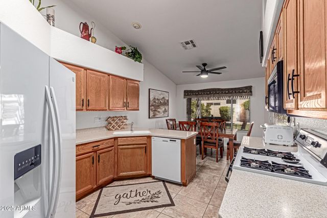 8338 W MORROW Drive, Peoria, AZ 85382