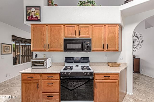 8338 W MORROW Drive, Peoria, AZ 85382