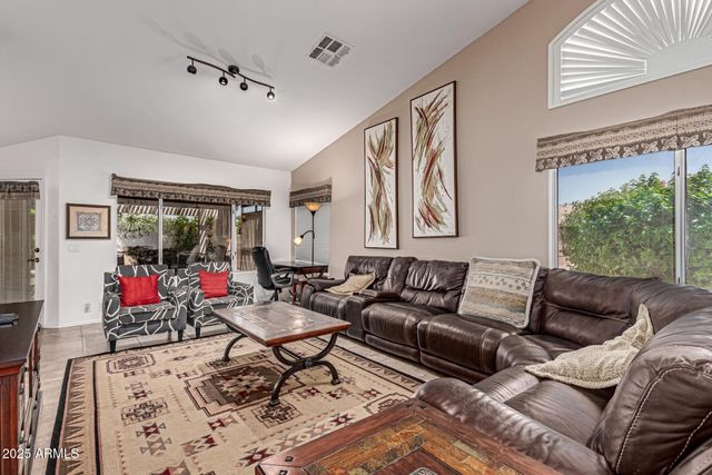 8338 W MORROW Drive, Peoria, AZ 85382