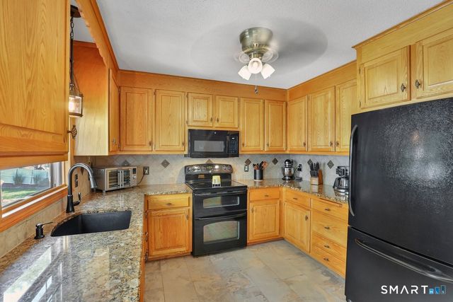53 Chelsea Ridge, Vernon, CT 06066