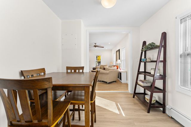 1011 Webster St, Needham, MA 02492