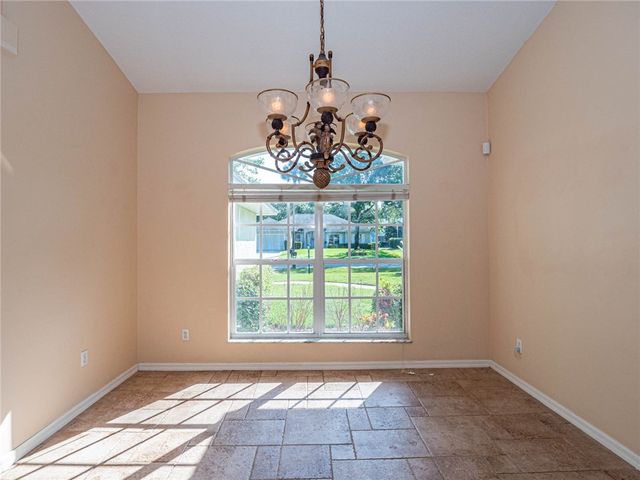 141 39th Drive, Vero Beach, FL 32968