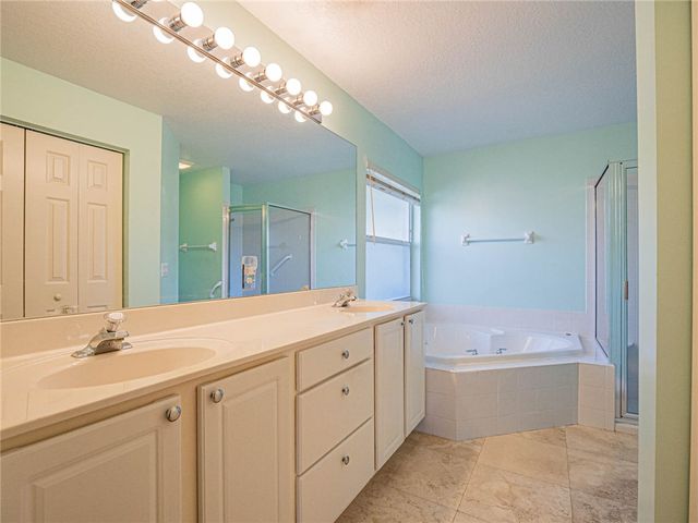 141 39th Drive, Vero Beach, FL 32968