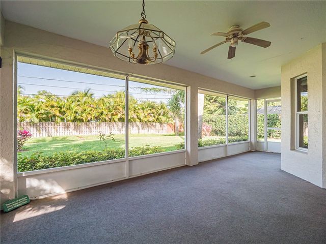 141 39th Drive, Vero Beach, FL 32968