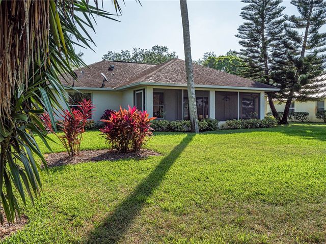 141 39th Drive, Vero Beach, FL 32968