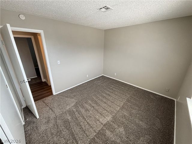 5880 Medallion Drive 203, Las Vegas, NV 89122