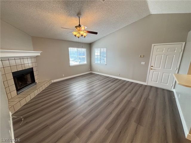 5880 Medallion Drive 203, Las Vegas, NV 89122