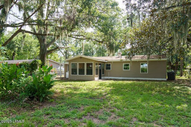 1804 Westview Avenue, Beaufort, SC 29902