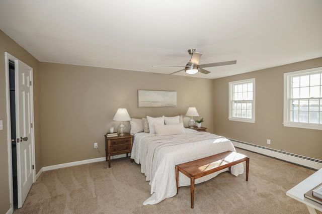 10 Chaucer Road, Nashua, NH 03062