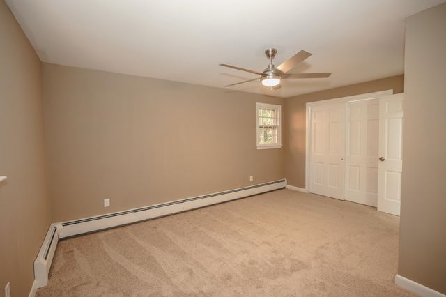 10 Chaucer Road, Nashua, NH 03062
