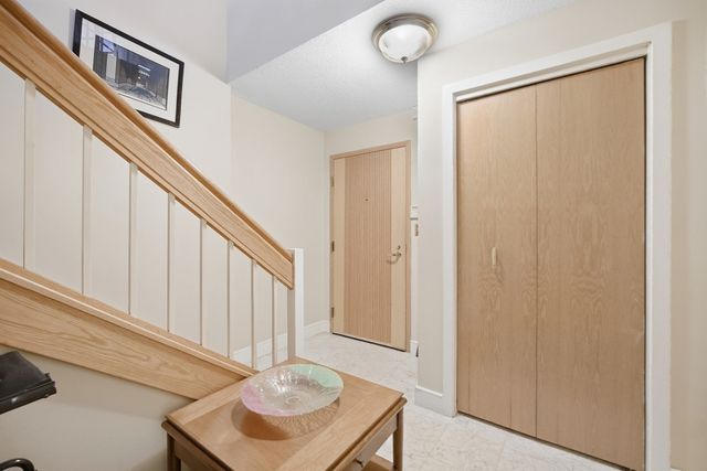 65 Lake Ave 824, Worcester, MA 01604