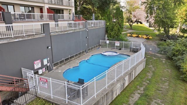65 Lake Ave 824, Worcester, MA 01604