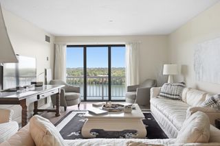 65 Lake Ave 824, Worcester, MA 01604