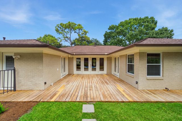 4505 Stillbrooke Drive, Houston, TX 77035