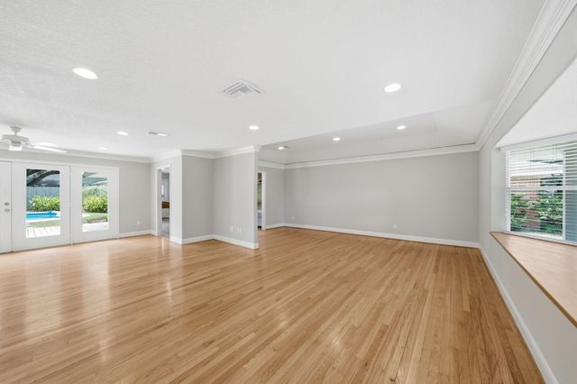 4505 Stillbrooke Drive, Houston, TX 77035