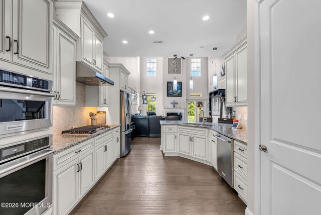 10 Lovelock Lane, Forked River, NJ 08731