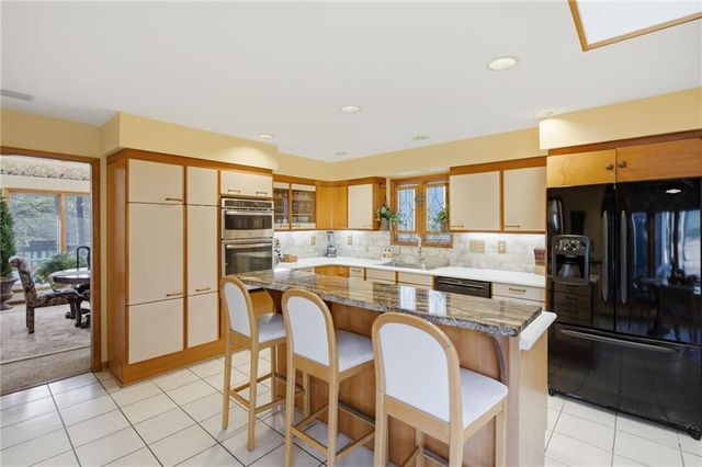 120 Mallard Cove Circle, Big Canoe, GA 30143