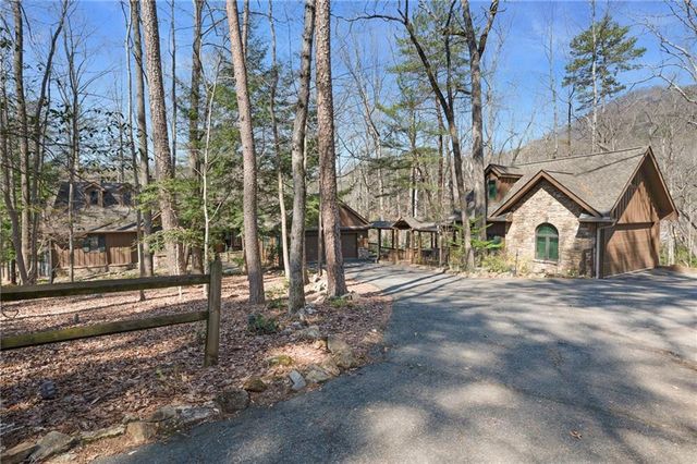 120 Mallard Cove Circle, Big Canoe, GA 30143