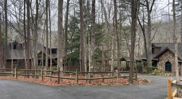 120 Mallard Cove Circle, Big Canoe, GA 30143